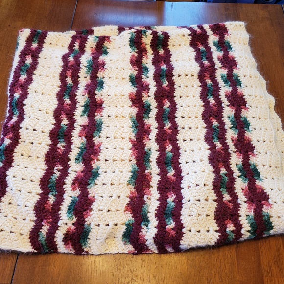 handmade crochet blanket - Cream, Green, and Red - Picture 1 of 3
